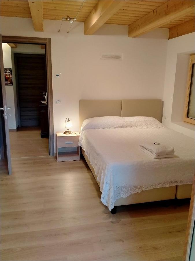 Antico Melo B&B Vignole Esterno foto